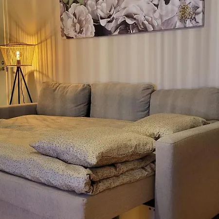 Great In Close To The Airport, With Sauna!