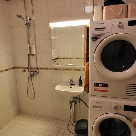 Great In Close To The Airport, With Sauna! * 반타