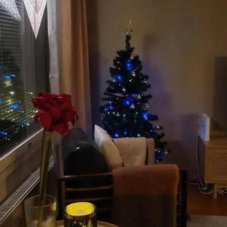 アパート Great In Close To The Airport, With Sauna!